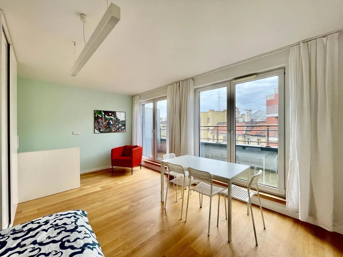 Elegant Apart-800M Main Square-Parking And Lift Wroclaw 0*,  Poland